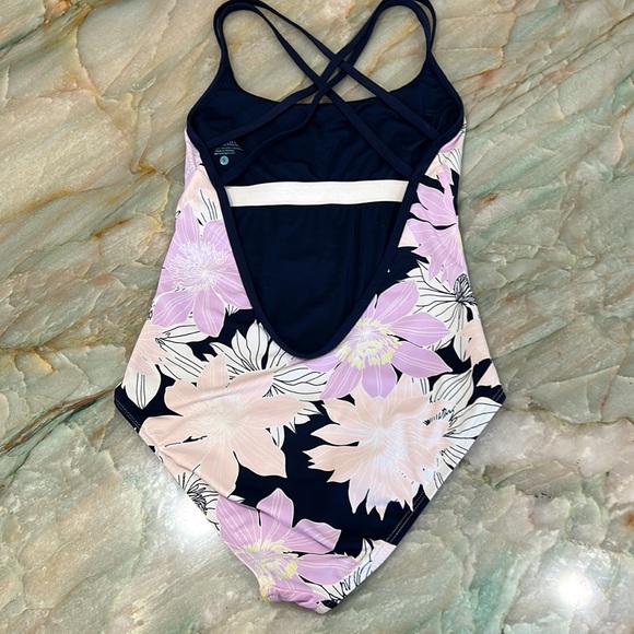 Carve Designs Beacon one-piece - Picture 3 of 6